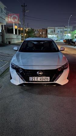 نیسان سێنترا